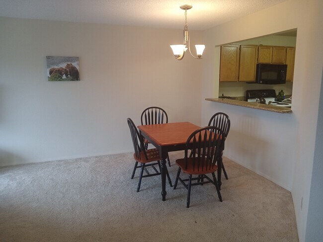 Building Photo - 1300 W 7th Ave