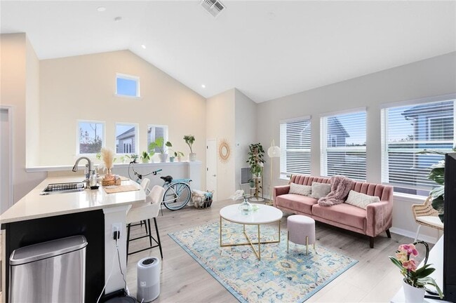 Building Photo - 8638 Omura Aly