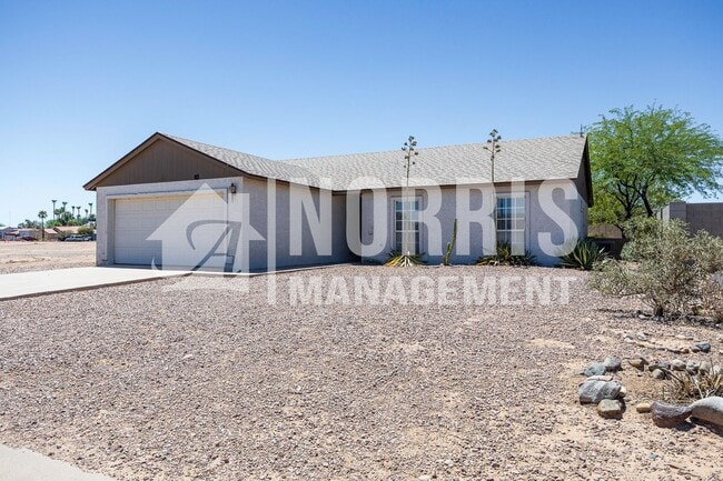 Building Photo - Clean Home with NO HOA in Arizona City