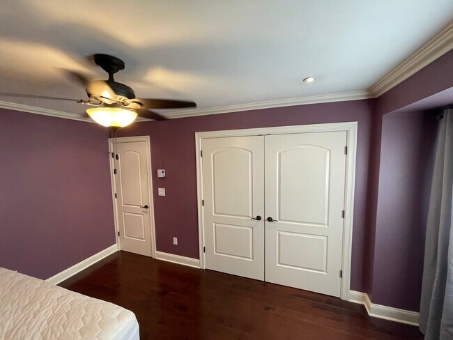 Building Photo - 47 Woodway Rd