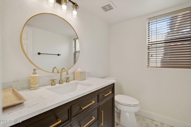 Building Photo - 3241 S Horizon Pl