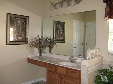 Building Photo - 2706 Patrician Cir