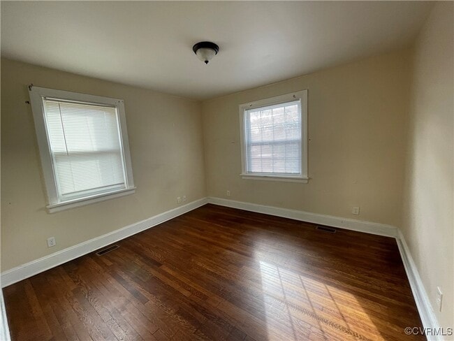 Building Photo - 109 E 36th St