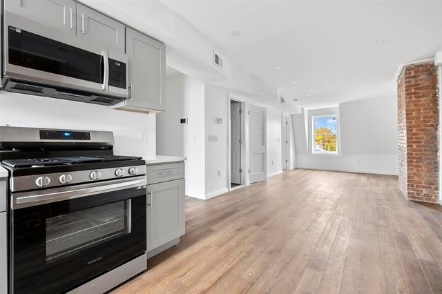 Building Photo - 38 Jefferson Ave