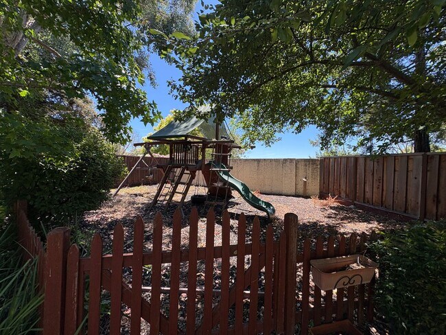 Building Photo - 5411 Asterwood Dr