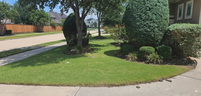 Building Photo - 17519 Murrayfield Ct