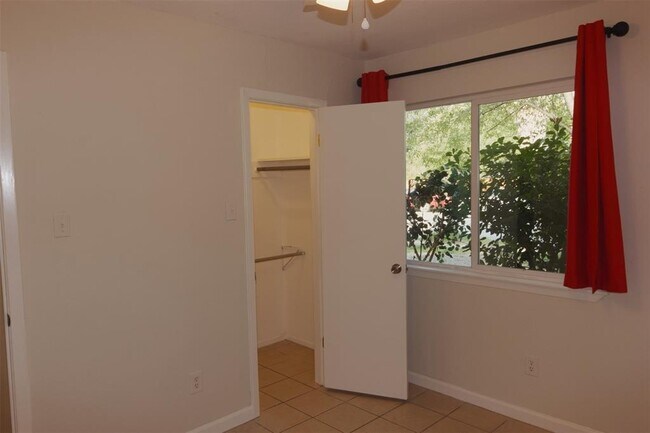 Building Photo - 5308 Peppertree Pkwy
