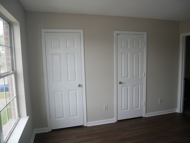 Building Photo - 7272 Madelyn Cove