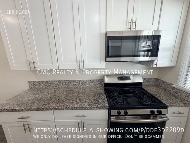 Building Photo - 4518 N Banner Dr