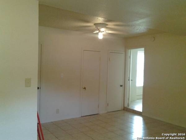 Building Photo - 600 Monticello Ct