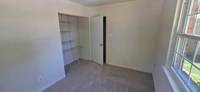 Building Photo - Beautiful 3BR Home in Lorton