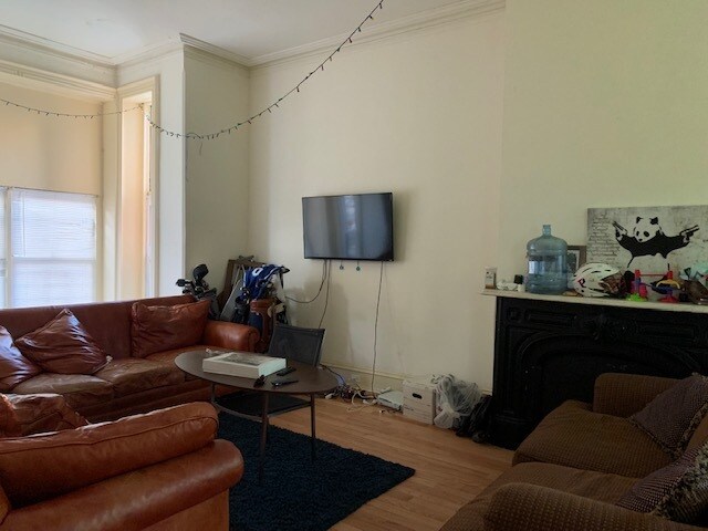 Building Photo - 301 S 40th St