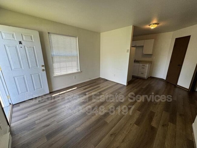 Building Photo - 537 New Haven Ct