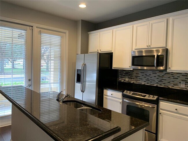 Building Photo - 7751 Fairgrove Ave