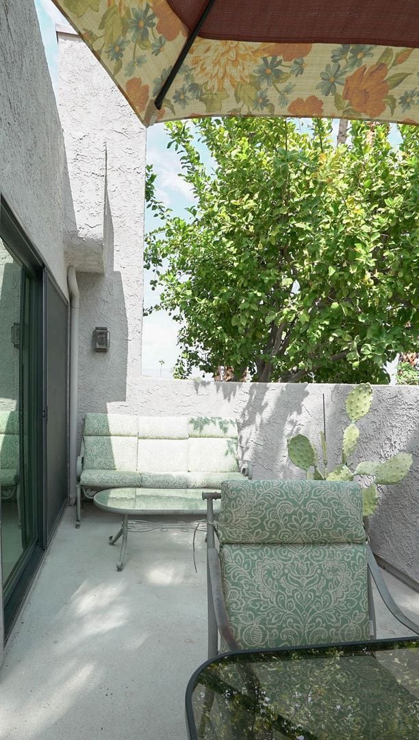 Building Photo - Beautifully Furnished Condo with Mountain ...