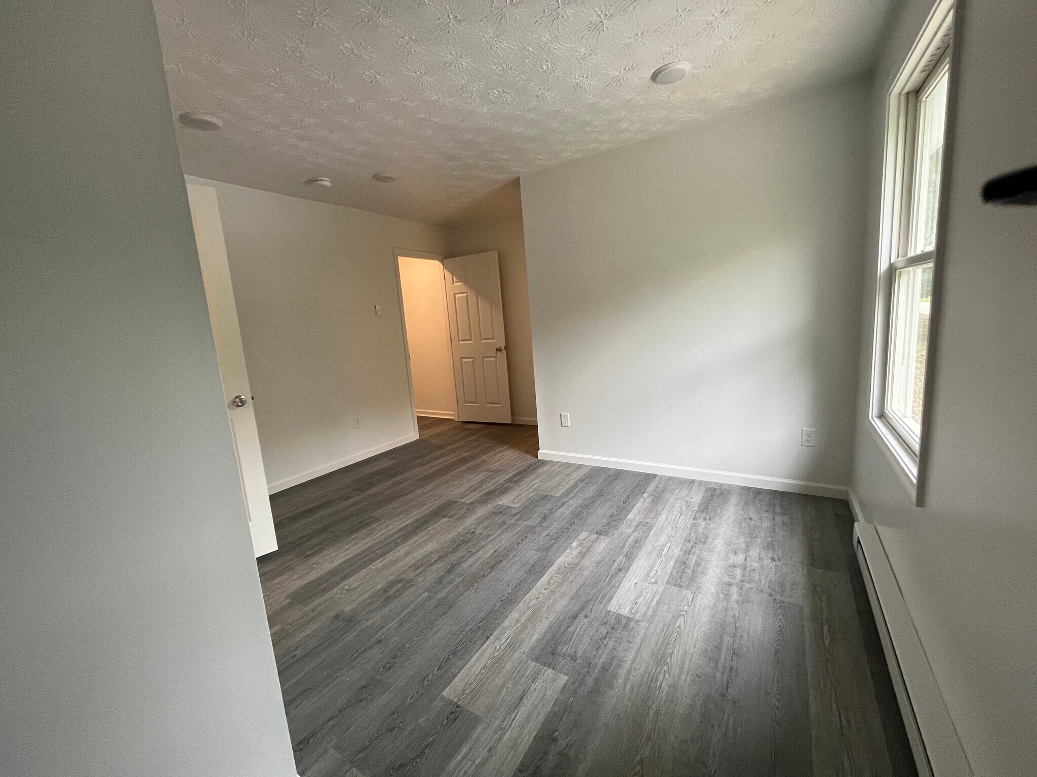 Building Photo - 212 N Beech St