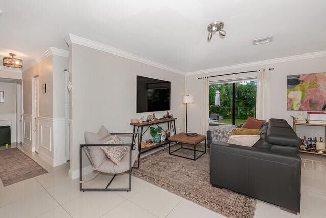 Building Photo - 7509 NW 40th Pl