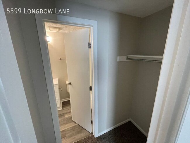 Building Photo - 5599 Longbow Ln