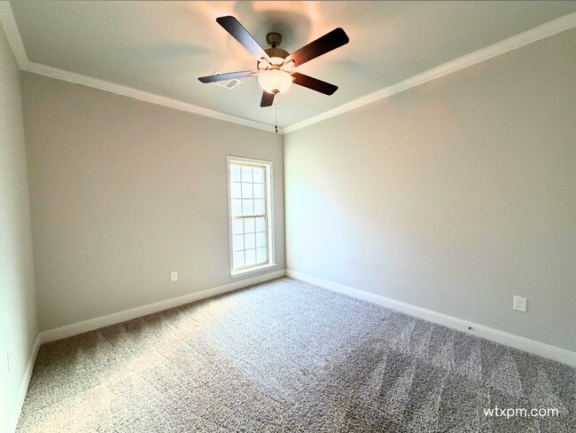 Building Photo - Modern 3-Bedroom Home with Office in The Greenways