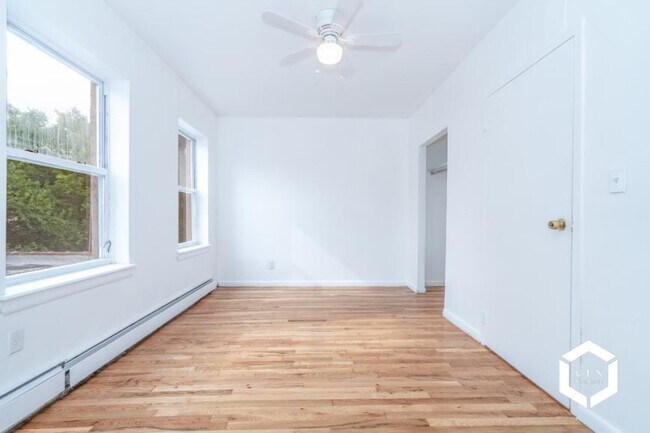 Building Photo - 1 bedroom in BROOKLYN NY 11238