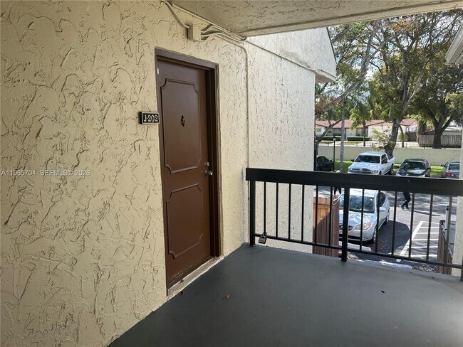 Building Photo - 8311 SW 142nd Ave