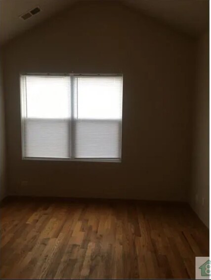 Building Photo - 1259 S Kolin Ave