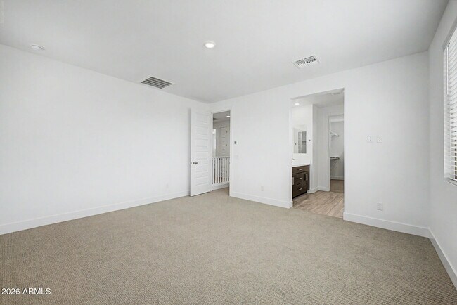 Building Photo - 21505 E Sparrow Dr