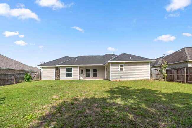 Building Photo - 48317 Fox Hollow Blvd