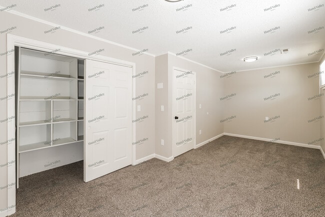 Building Photo - 1310 N Indian Ln