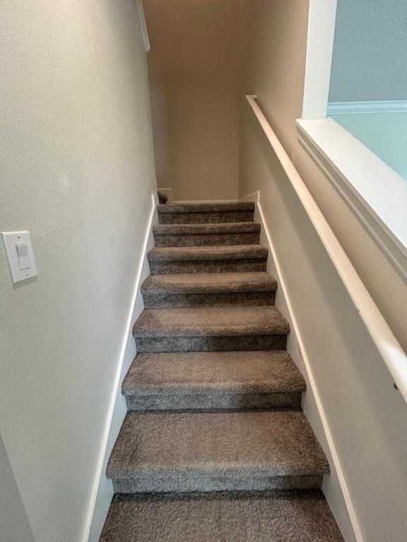 Building Photo - 10021 Love Story St