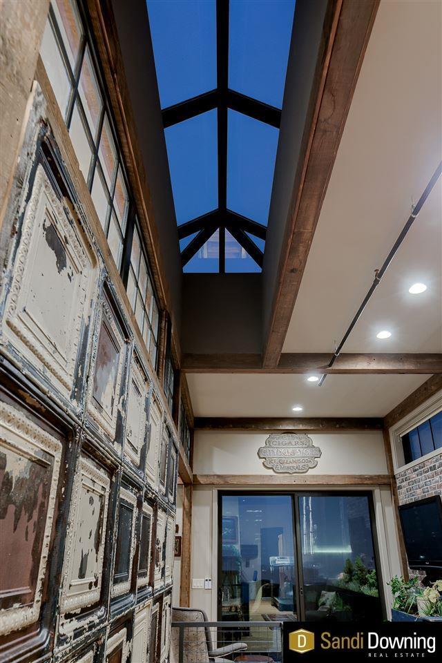 Building Photo - 1308 Jackson St