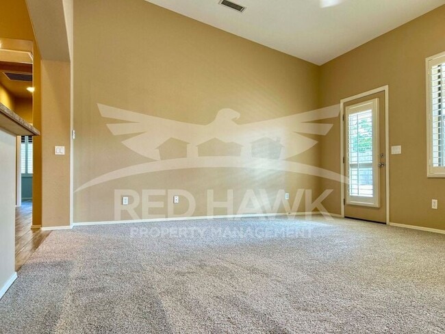 Building Photo - 879 S Phelps Dr