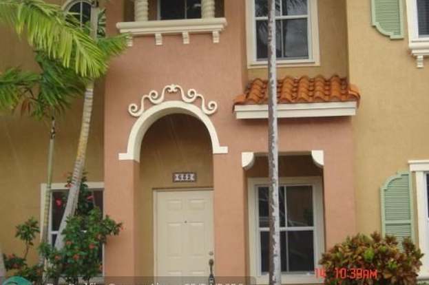 Building Photo - 632 SW 107th Ave
