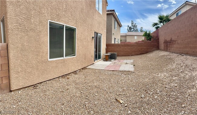 Building Photo - 4019 Benevolent Dr