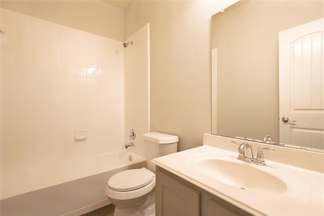 Building Photo - 9717 Mulligan Dr