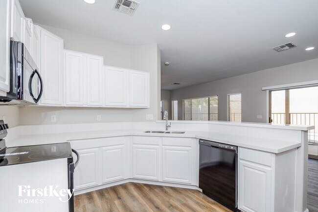 Building Photo - 3606 N 129th Ave
