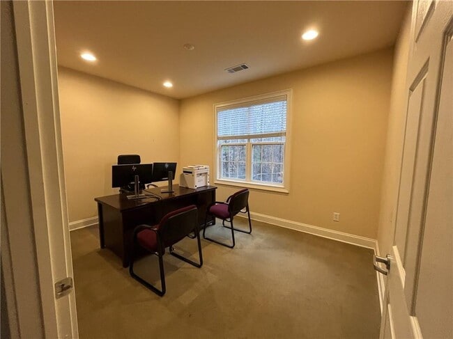 Building Photo - 6050 Southard Trace