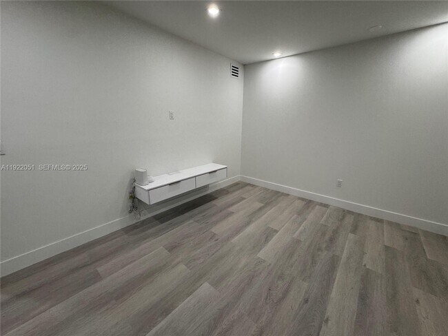 Building Photo - 2353 SW 11th Terrace