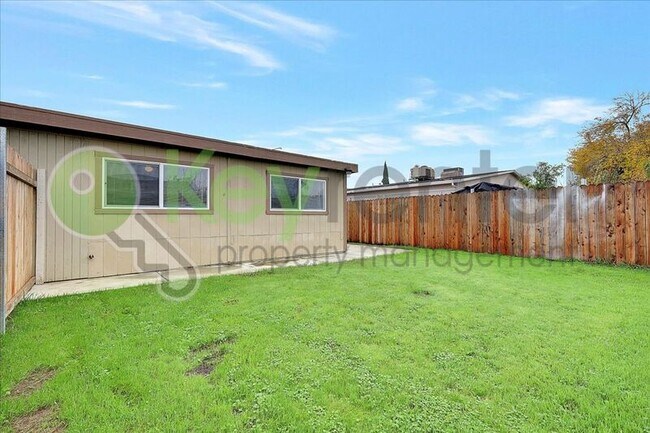 Building Photo - 7331 Florinda Way