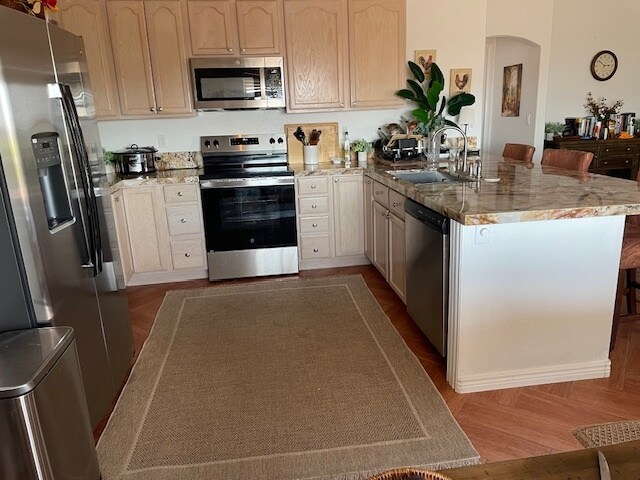 Building Photo - 457 Chablis Ct