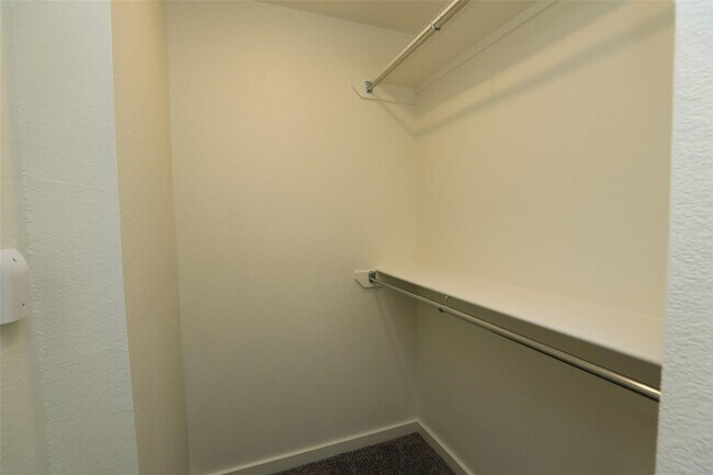 Building Photo - 21155 Gosling Rd