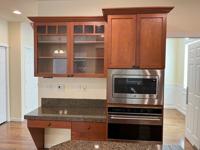 Building Photo - Elegant 5-Bedroom + Bonus Room Home with Modern Upgrades and Serene Outdoor Space