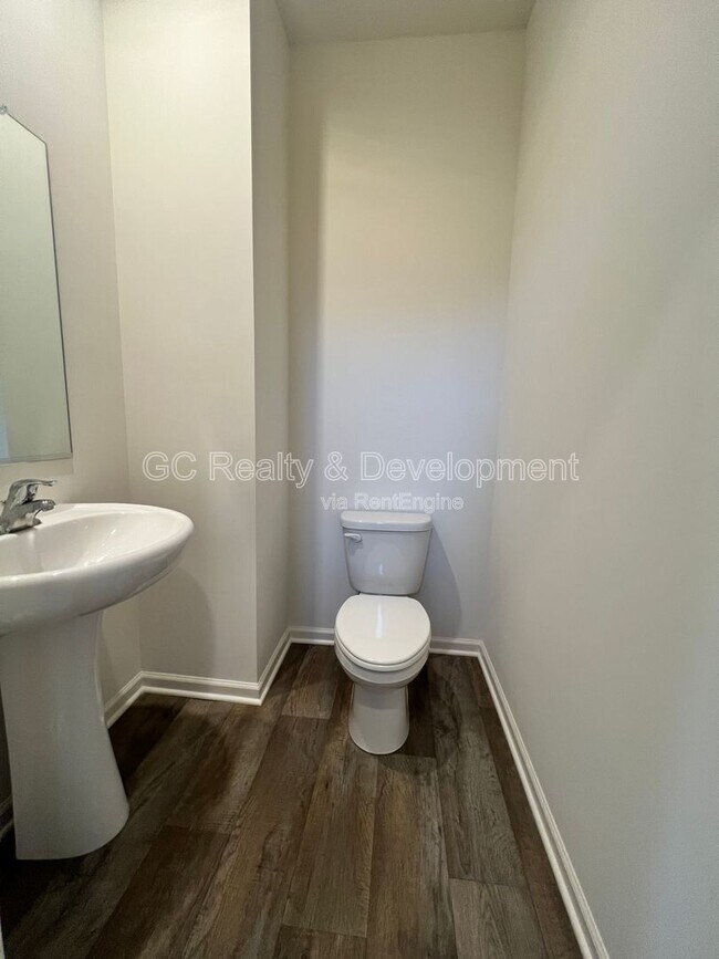 Building Photo - 3233 Lehman Crossing