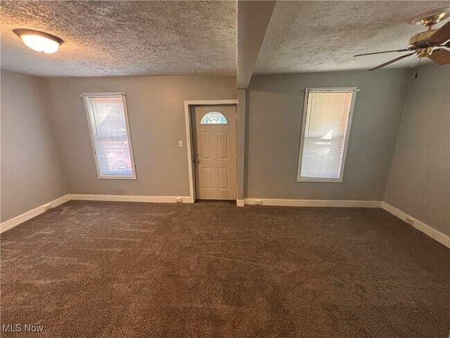 Building Photo - 1453 Woodbirch Ave