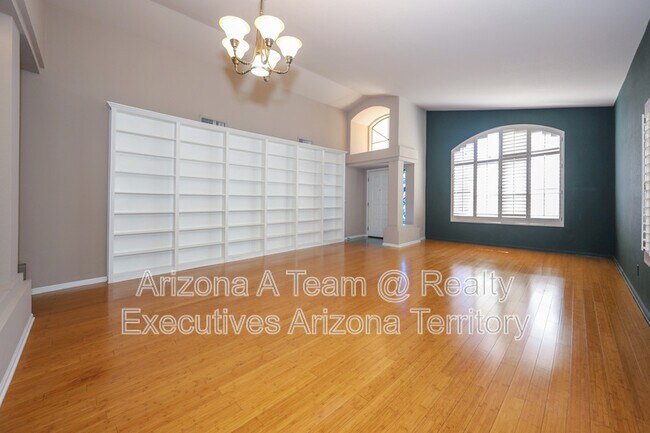 Building Photo - 7847 E Marquise Dr