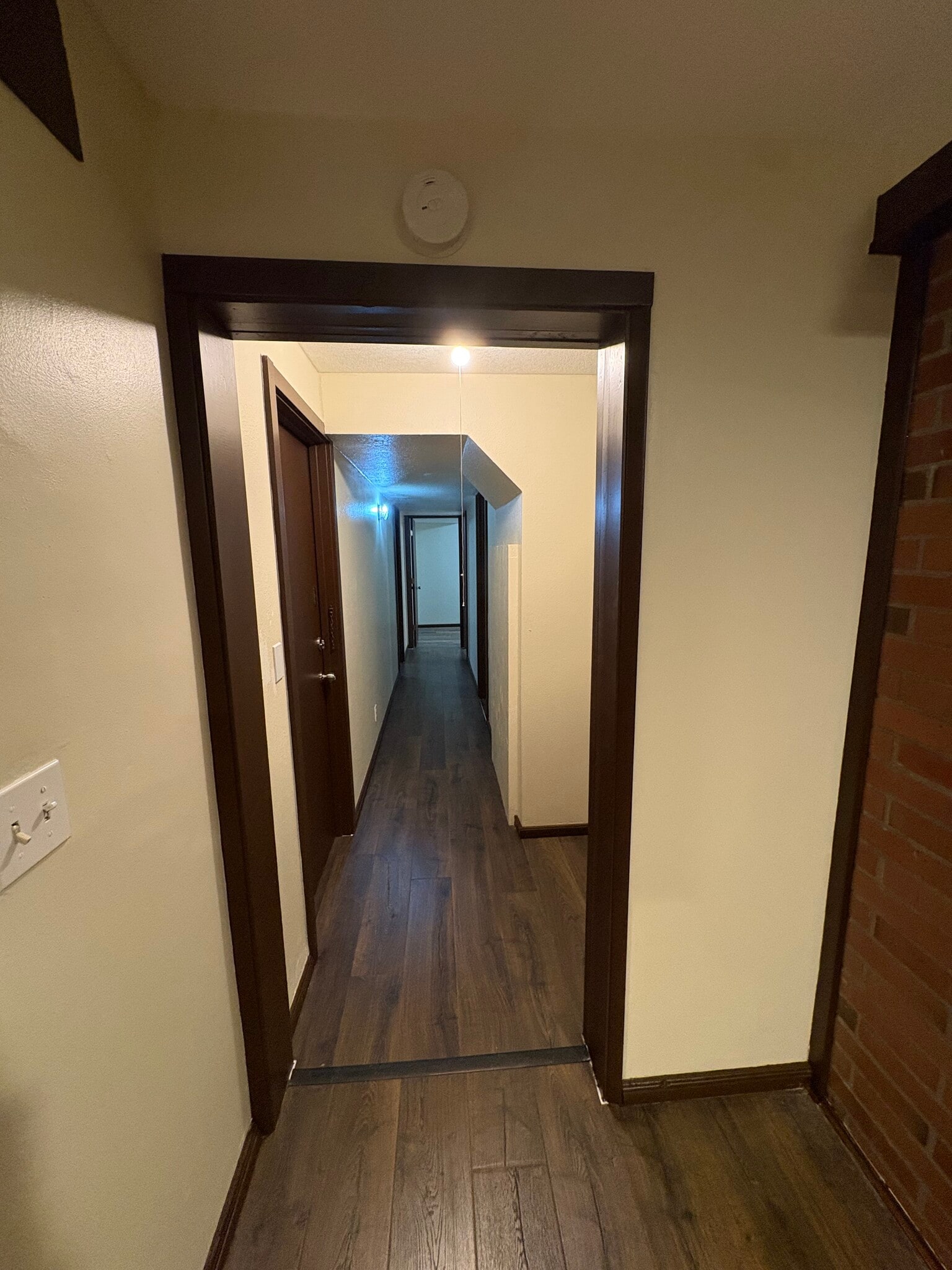 Building Photo - 8020 SW Sorrento Rd