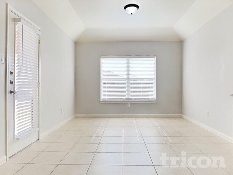 Building Photo - 27005 Wichita Ct