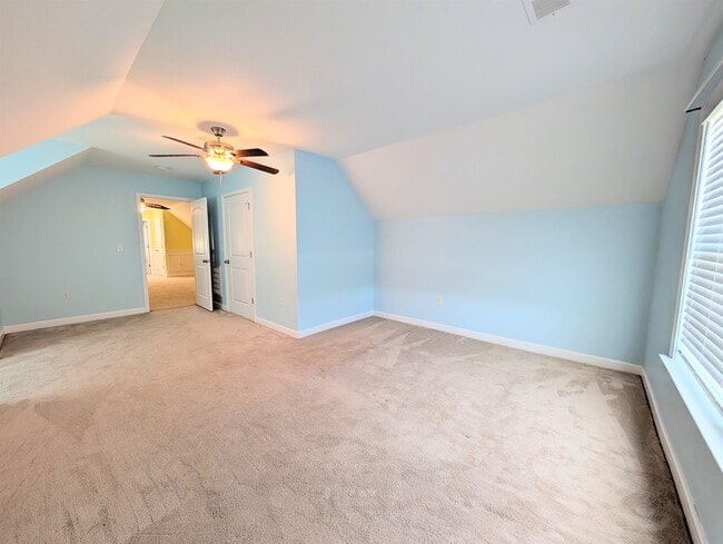 Building Photo - 244 Belclare Way