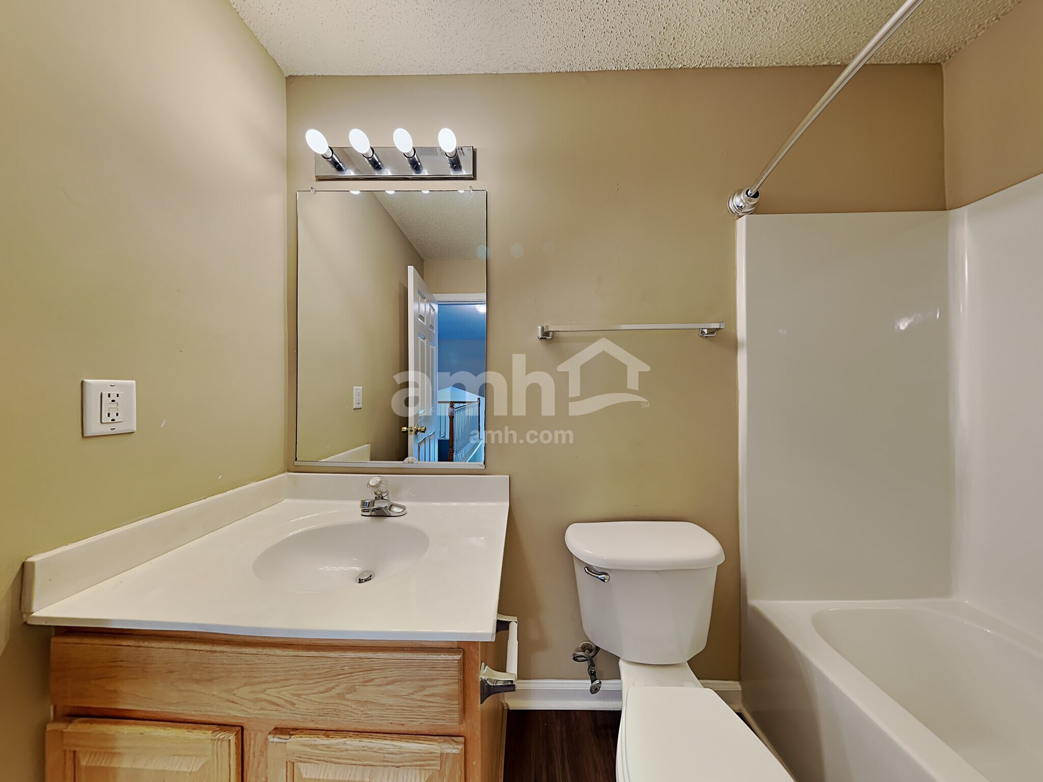 Building Photo - 24 Hartsfield Ct