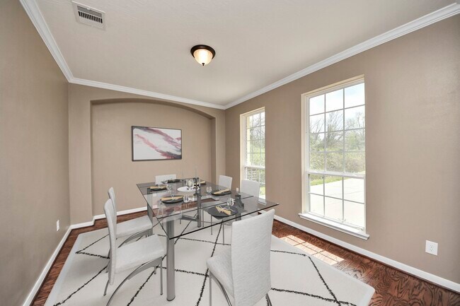 Building Photo - 18006 E Williams Bend Dr